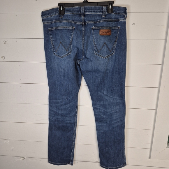 WRANGLER mens GREENSBORO vented stretch jeans blue size 36x32 - Picture 4 of 8